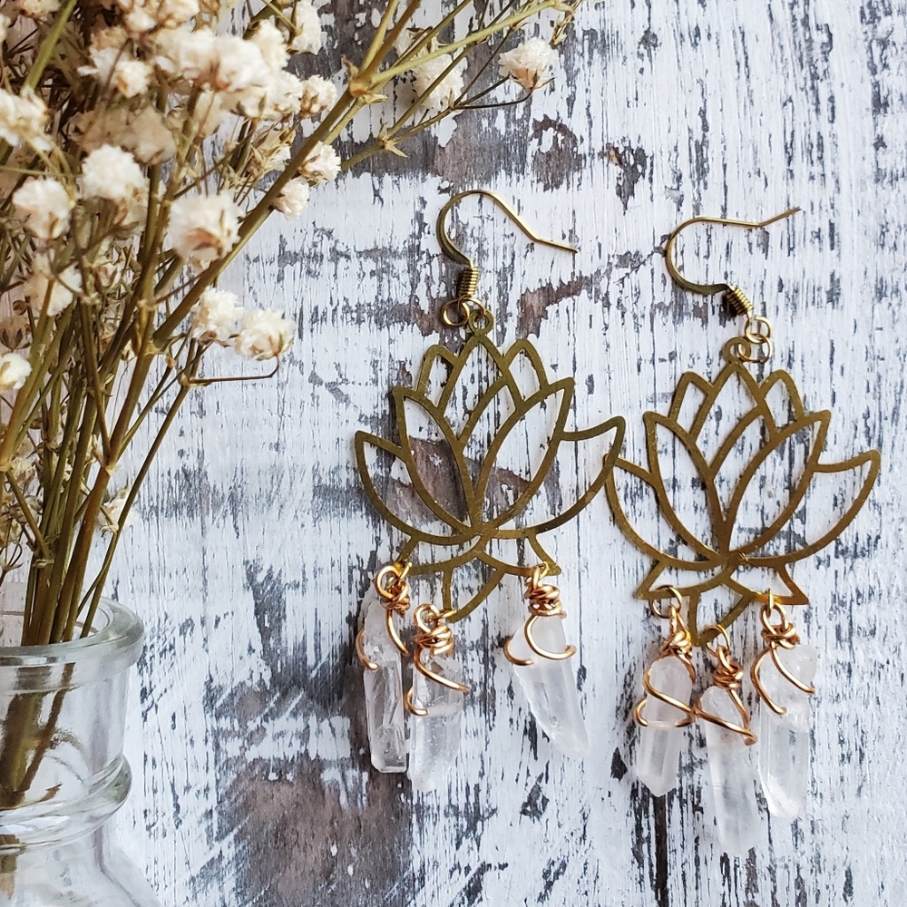 ✨ Raw Brass Earrings Lotus with Clear Quartz